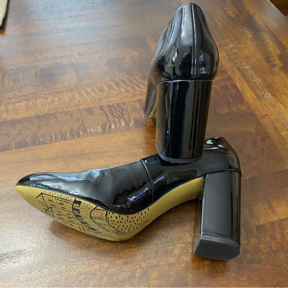 Bella Vita Black Patent Leather Block Heel Pumps Shoes New 8.5 M